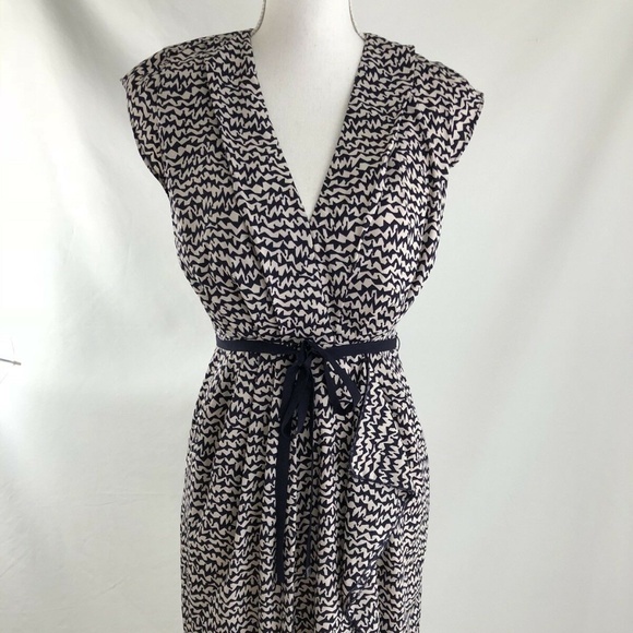 Great Plains London V-neck Ruffle on skirt side si - Picture 1 of 8